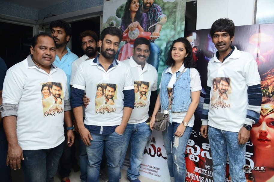 London-Babulu-Movie-Team-at-V-Max-Vizag
